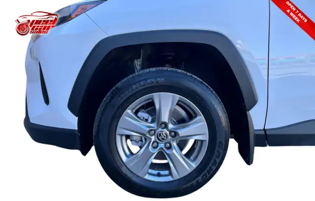 2022 Toyota RAV4 XLE, - Photo 6