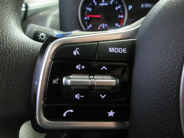 KIA CARNIVAL 2023 LX 8 PASSAGERS SIEGES CHAUFFANT CAMERA RECUL 4 - Photo 10