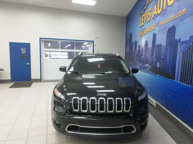 JEEP CHEROKEE 2015 LIMITED V-6 3.2 LITRES 4X4 GPS NAVIGATION TOI - Photo 4