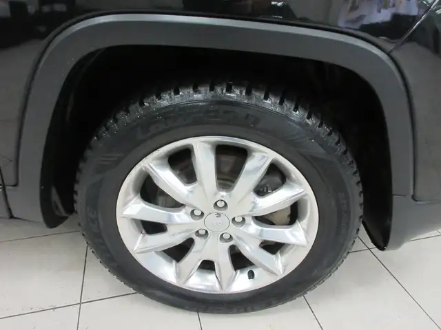 JEEP CHEROKEE 2015 LIMITED V-6 3.2 LITRES 4X4 GPS NAVIGATION TOI - Photo 5