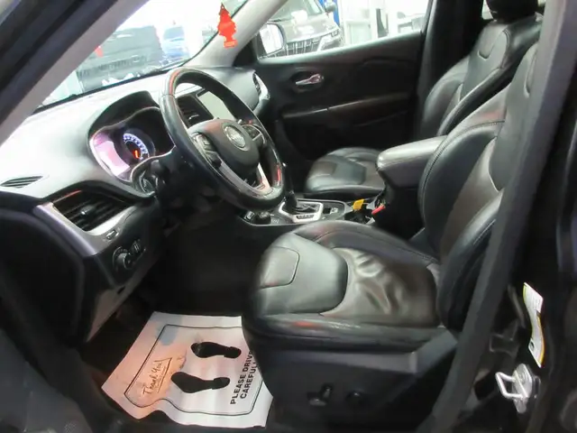 JEEP CHEROKEE 2015 LIMITED V-6 3.2 LITRES 4X4 GPS NAVIGATION TOI - Photo 17