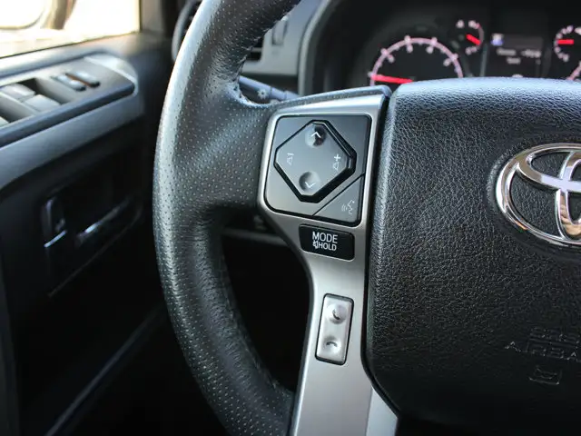 2021 Toyota 4Runner 4DR 4WD  SR5 | 3M PPF | Heated Seats - Photo 12