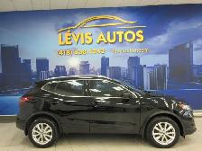 NISSAN QASHQAI 2020 SV  77500 KM TOIT OUVRANT / CAMERA / BLU