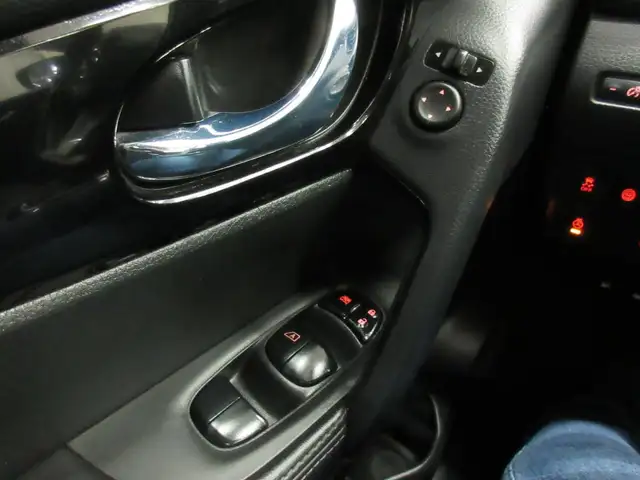 NISSAN QASHQAI 2020 SV  77500 KM TOIT OUVRANT / CAMERA / BLU - Photo 29