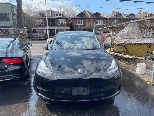 2021 Tesla Model Y Long Range AWD FRONT & REAR HEATED SEATS, NA - Photo 2