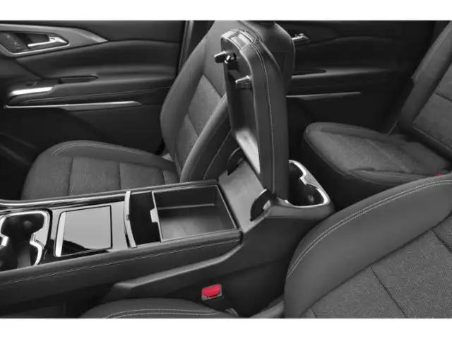 2026 Chevrolet Traverse LT - Photo 6