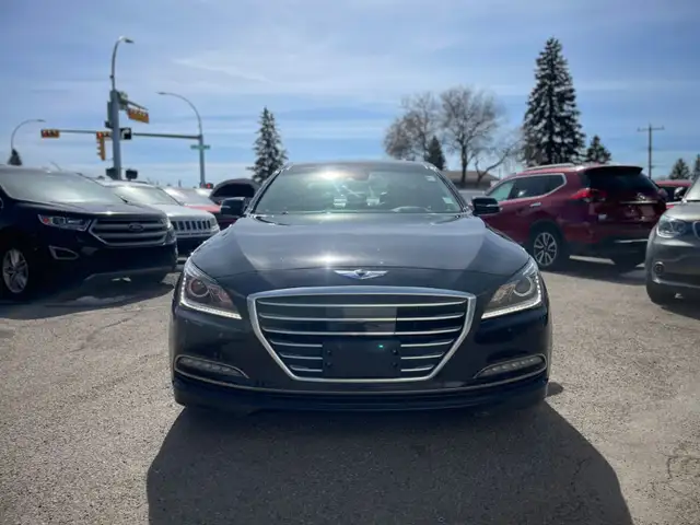 2015 Hyundai Genesis Sedan Technology - Photo 2