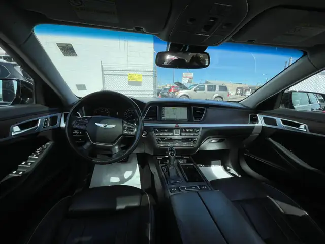 2015 Hyundai Genesis Sedan Technology - Photo 15