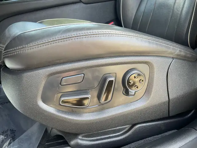 2015 Hyundai Genesis Sedan Technology - Photo 18