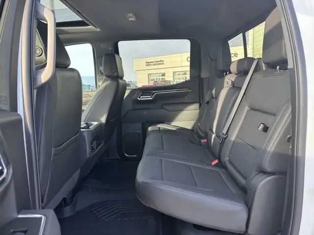 2026 Chevrolet Silverado 1500 LT Trail Boss 5.3L - Photo 22