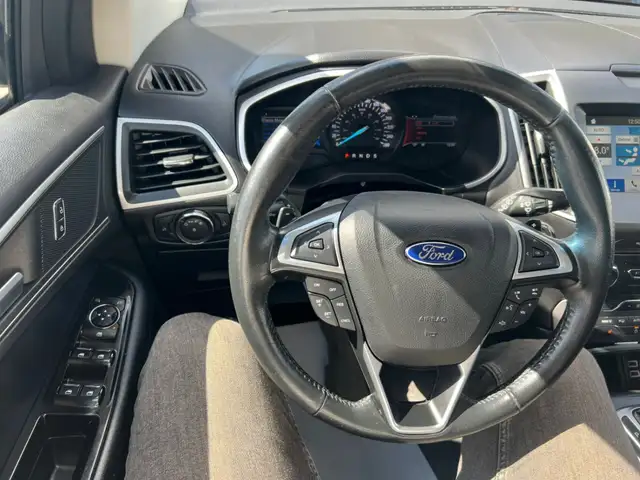 2016 Ford Edge SEL - Photo 14