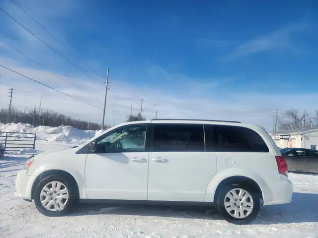2017 DODGE GRAND CARAVAN SXT - Photo 5