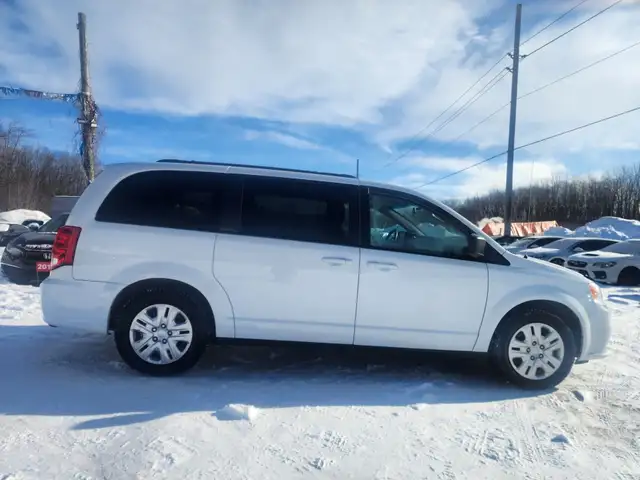2017 DODGE GRAND CARAVAN SXT - Photo 9