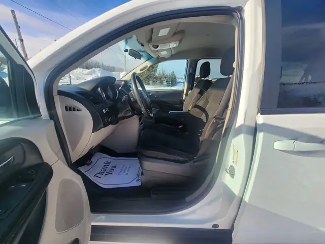 2017 DODGE GRAND CARAVAN SXT - Photo 12