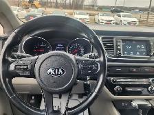 2019 KIA SEDONA LX - Photo 17