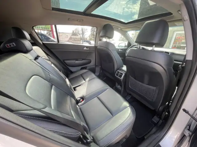 2018 Kia Sportage EX - Photo 15