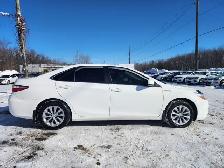 2017 TOYOTA CAMRY HYBRID LE - Photo 9