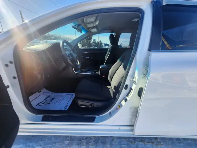 2017 TOYOTA CAMRY HYBRID LE - Photo 11