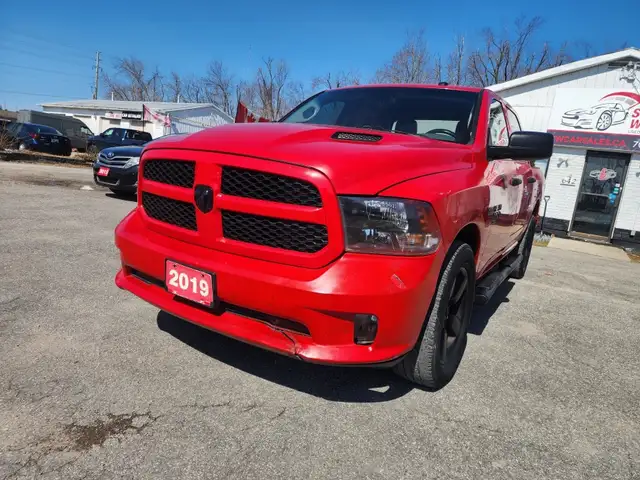 2019 RAM 1500 CLASSIC EXPRESS CREW CAB - Photo 4
