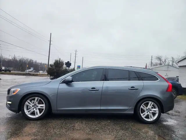 2016 VOLVO V60 T6 DRIVE-E PREMIER - Photo 5
