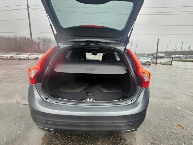 2016 VOLVO V60 T6 DRIVE-E PREMIER - Photo 13