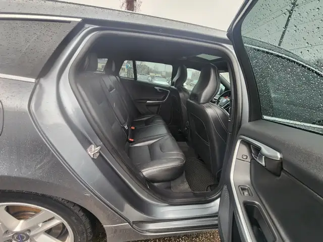 2016 VOLVO V60 T6 DRIVE-E PREMIER - Photo 14