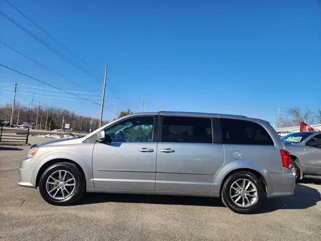 2015 DODGE GRAND CARAVAN SXT PREMIUM PLUS - Photo 5