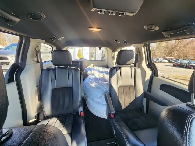 2015 DODGE GRAND CARAVAN SXT PREMIUM PLUS - Photo 11