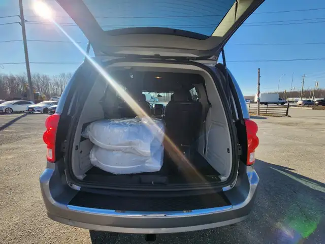 2015 DODGE GRAND CARAVAN SXT PREMIUM PLUS - Photo 14