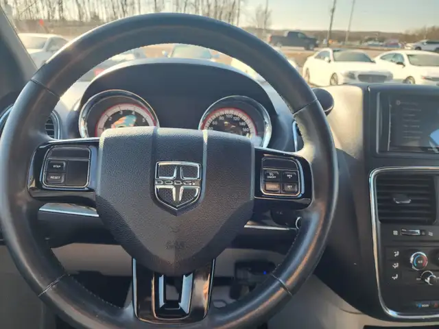 2015 DODGE GRAND CARAVAN SXT PREMIUM PLUS - Photo 17