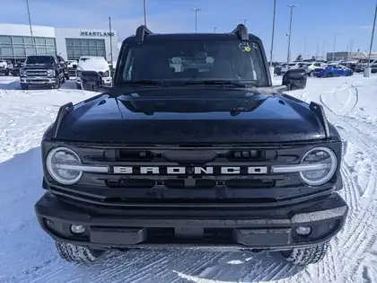 2026 Ford Bronco Outer Banks 4 Door 4x4 - Photo 2