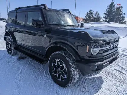 2026 Ford Bronco Outer Banks 4 Door 4x4 - Photo 3
