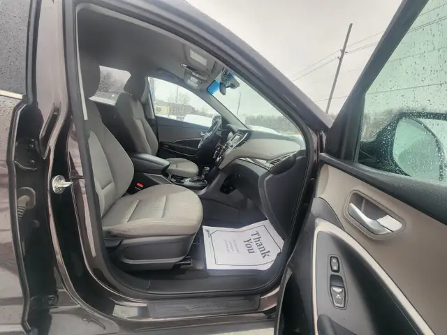 2018 HYUNDAI SANTA FE XL SE - Photo 16