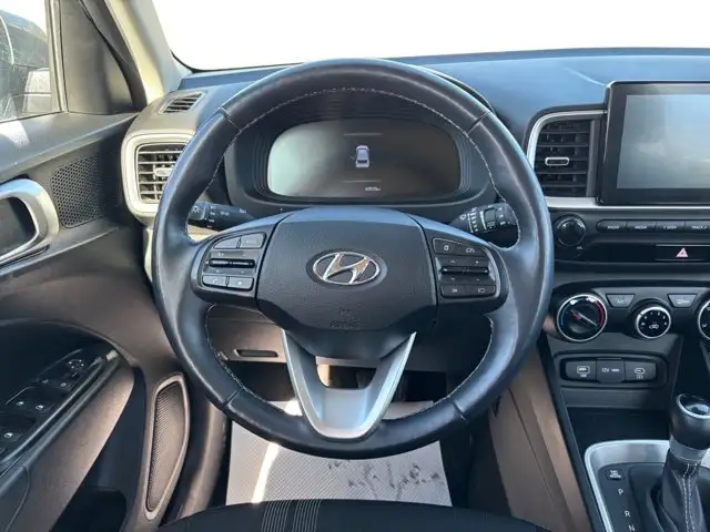 2024 Hyundai Venue Preferred - Photo 14