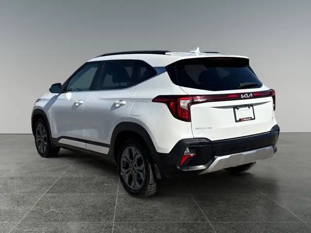 2025 Kia Seltos EX - Photo 4
