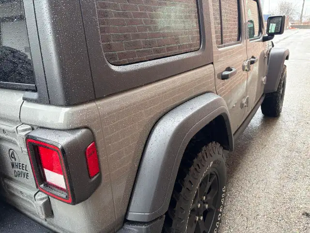 2021 Jeep Wrangler Unlimited Willys - Photo 4