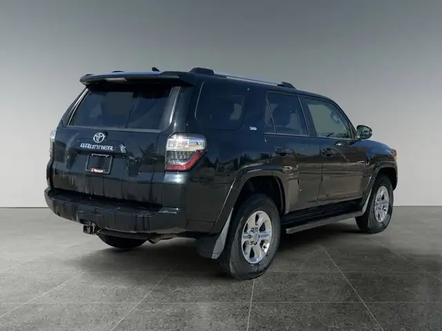 2023 Toyota 4Runner - Photo 7