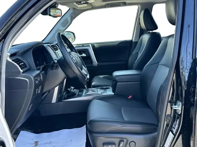 2023 Toyota 4Runner - Photo 12