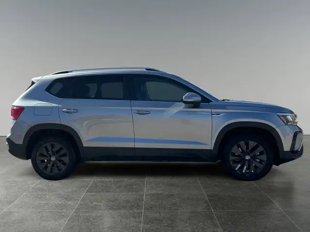 2024 Volkswagen Taos Comfortline - Photo 8