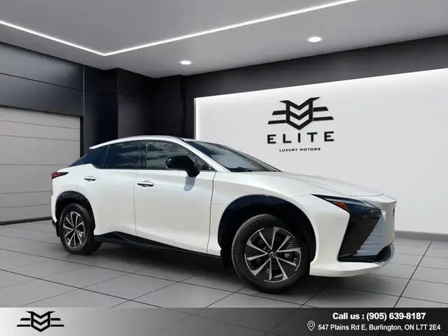 2023 Lexus RZ RZ 450e AWD - ELECTRIC - BLIND SPOT MONITOR !! - Photo 2