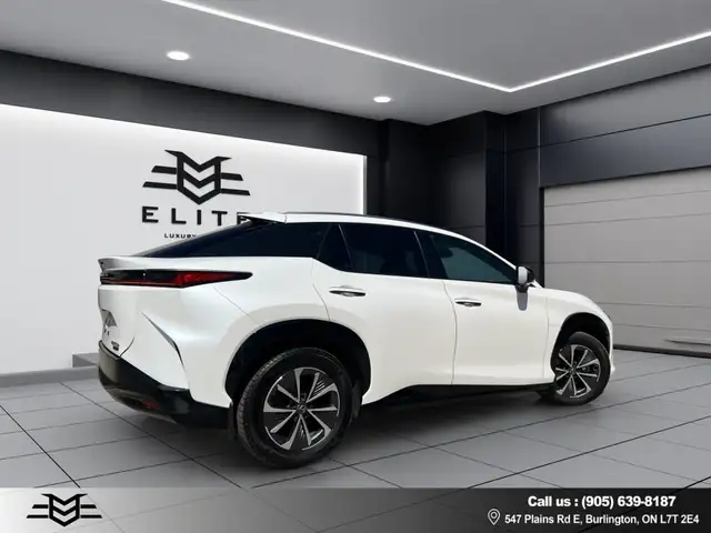 2023 Lexus RZ RZ 450e AWD - ELECTRIC - BLIND SPOT MONITOR !! - Photo 13