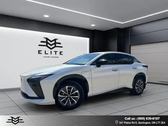 2023 Lexus RZ RZ 450e AWD - ELECTRIC - BLIND SPOT MONITOR !! - Photo 15