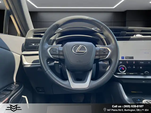 2023 Lexus RZ RZ 450e AWD - ELECTRIC - BLIND SPOT MONITOR !! - Photo 18