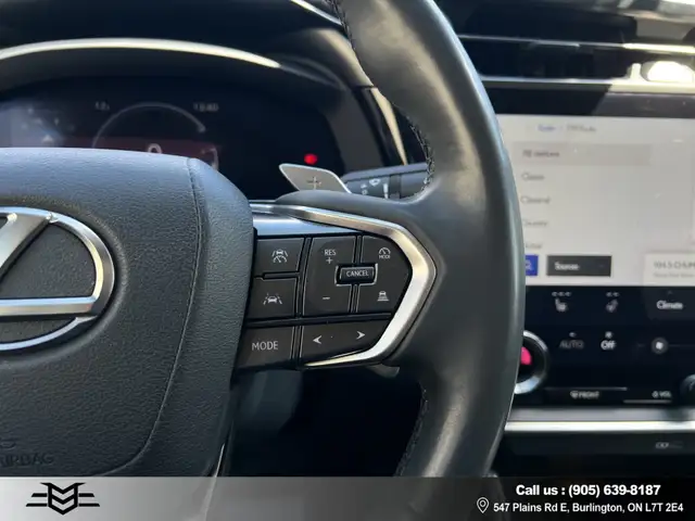 2023 Lexus RZ RZ 450e AWD - ELECTRIC - BLIND SPOT MONITOR !! - Photo 33