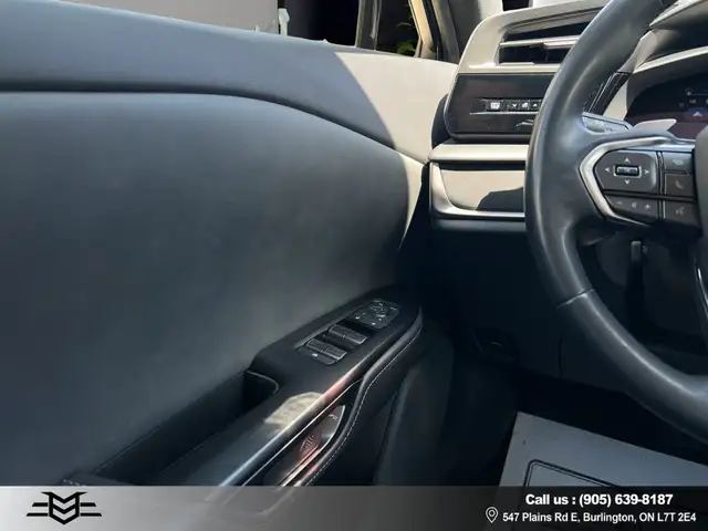 2023 Lexus RZ RZ 450e AWD - ELECTRIC - BLIND SPOT MONITOR !! - Photo 35