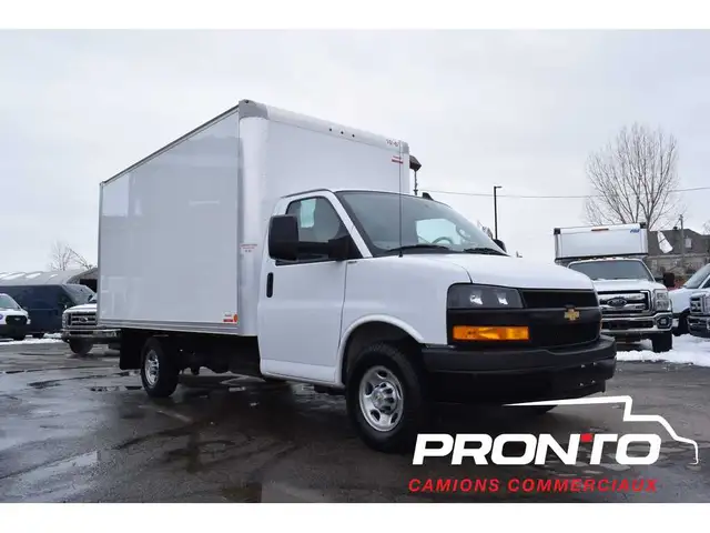 2025 Chevrolet Express Commercial Cutaway 3500  Cube 14 pieds - Photo 14