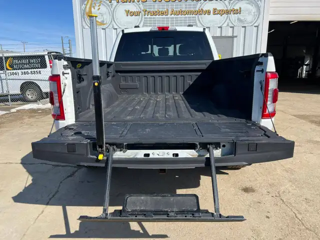 2021 Ford F-150 Lariat Crew Cab 4.6L V8 - Photo 14