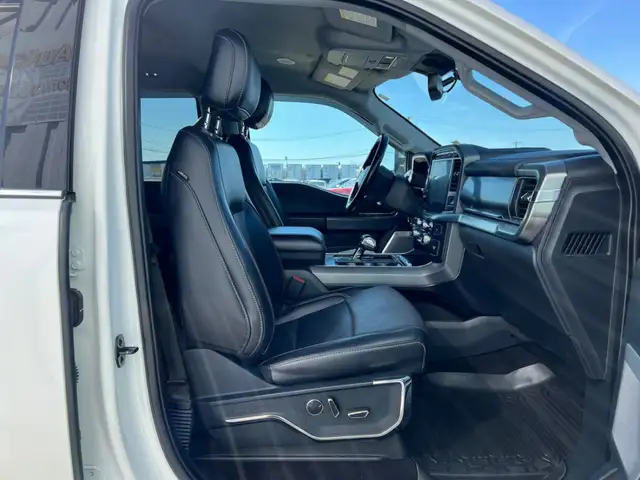 2021 Ford F-150 Lariat Crew Cab 4.6L V8 - Photo 21