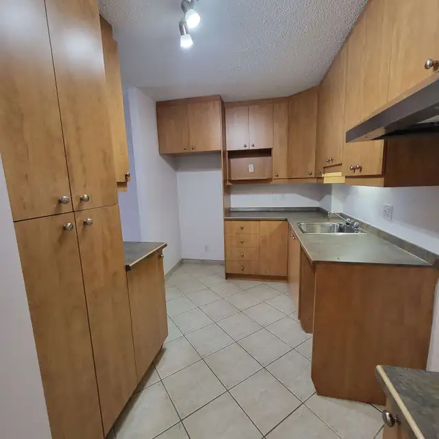 3 1/2 à louer à Ste-Foy