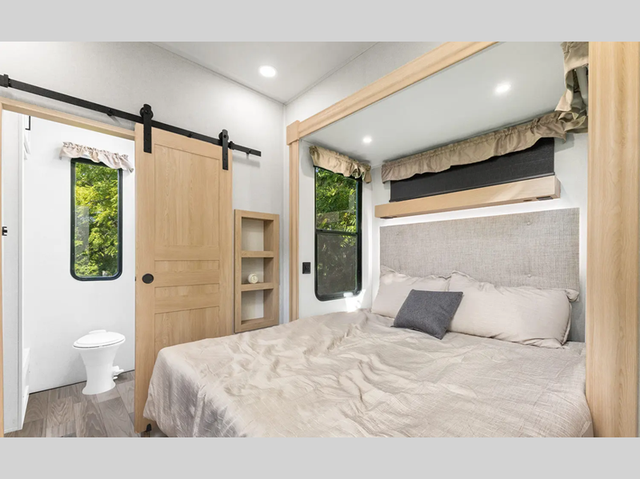 2026 Forest River RV Sandpiper 3710HBFB - Photo 6